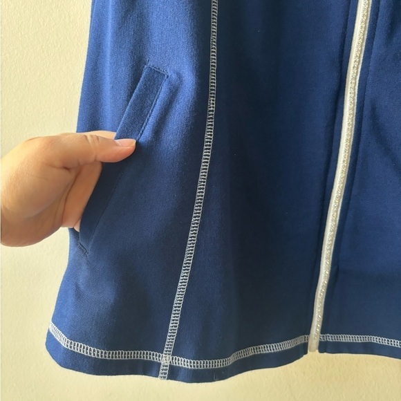 Quacker Factory navy blue zip up vest size S - Picture 3 of 5